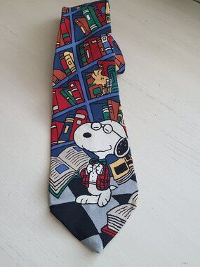 Vintage Peanuts Snoopy “Joe Preppy” Library Books Novelty Silk  Tie
